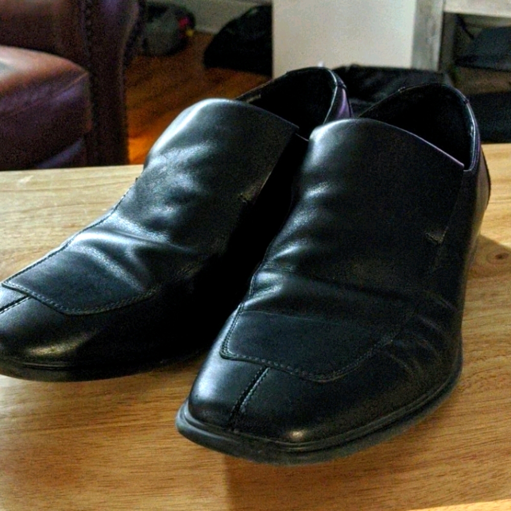 Vintage Kenneth Cole NY Black Slip-on Loafers size 8.5